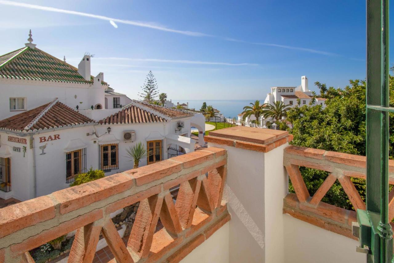 Apt Nerja Chimenea With Ocean View, A/C, & Fiber Appartement Buitenkant foto