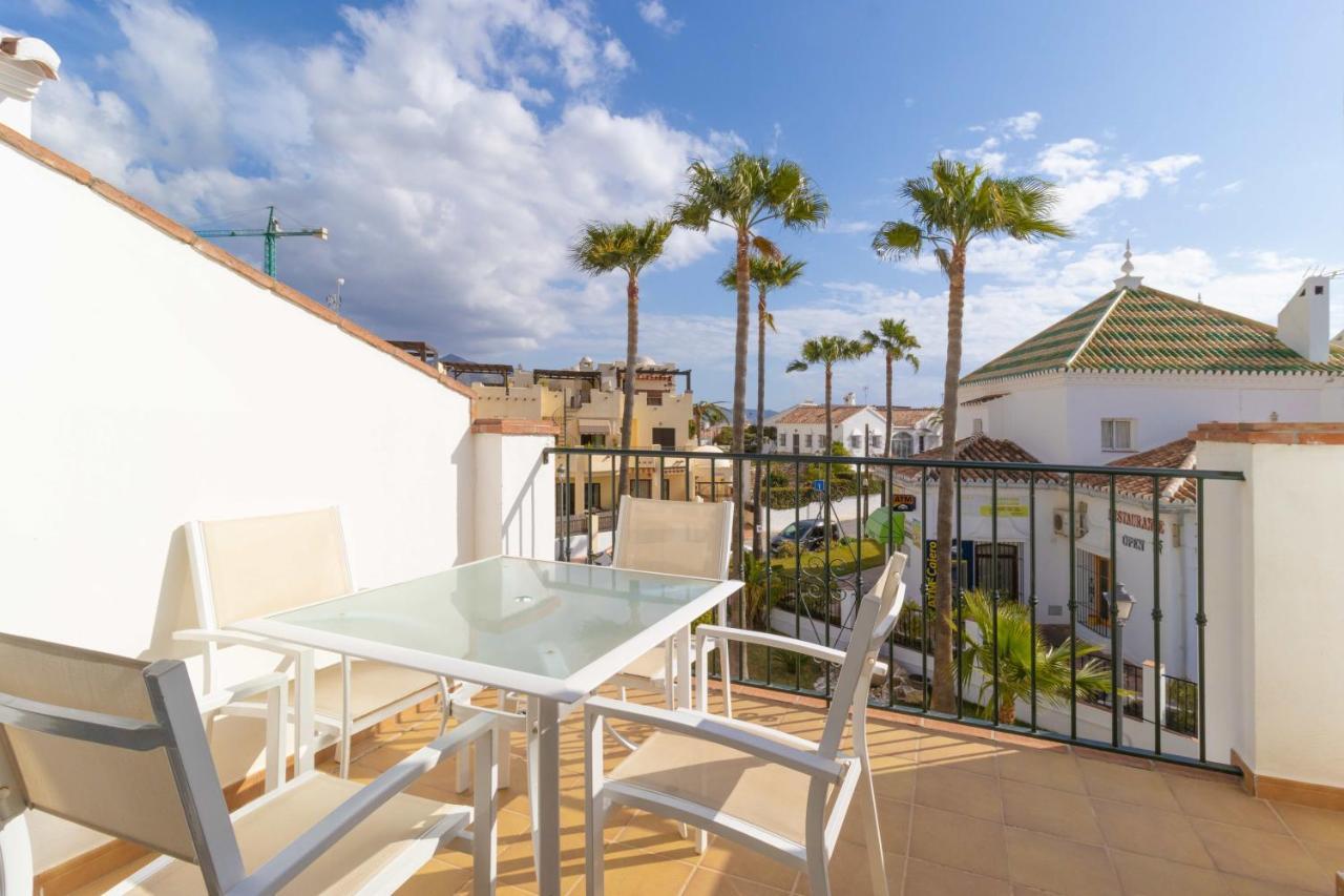 Apt Nerja Chimenea With Ocean View, A/C, & Fiber Appartement Buitenkant foto